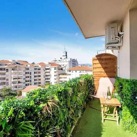 Appartement Jungle - Jacuzzi, Sauna & Video-projecteur Cannes